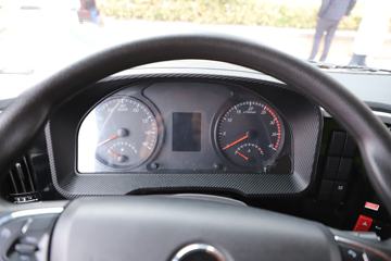 ���� �����A6 PLUS 240���� 4X2 6.8�ײ�դʽ�ػ���ͼƬ