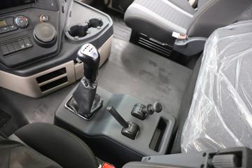 ���� ��ҫX5�ؿ� 500���� 6X4 LNGǣ����ͼƬ