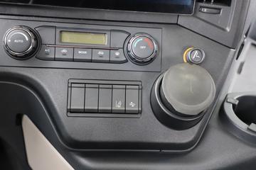 ���� ��ҫX5�ؿ� 500���� 6X4 LNGǣ����ͼƬ