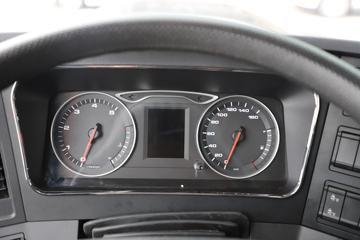 ���� ��ҫX5�ؿ� 500���� 6X4 LNGǣ����ͼƬ