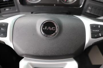 ���� ��ҫX5�ؿ� 500���� 6X4 LNGǣ����ͼƬ