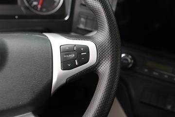 ���� ��ҫX5�ؿ� 500���� 6X4 LNGǣ����ͼƬ