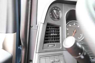 ���� ��ҫX5�ؿ� 500���� 6X4 LNGǣ����ͼƬ