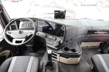 ���� ��ҫX5�ؿ� 500���� 6X4 LNGǣ����ͼƬ