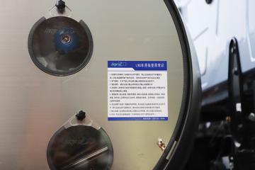 ���� ��ҫX5�ؿ� 500���� 6X4 LNGǣ����ͼƬ