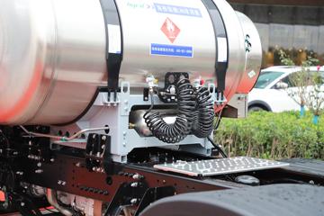 ���� ��ҫX5�ؿ� 500���� 6X4 LNGǣ����ͼƬ