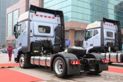 江淮 星耀X7重卡 570马力 4X2 AMT自动档牵引车(HFC4184P1K8A39S)