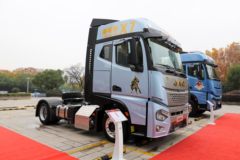 江淮 星耀X7重卡 570马力 4X2 AMT自动档牵引车(HFC4184P1K8A39S)