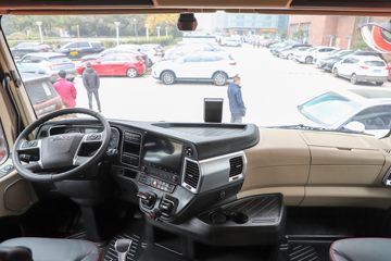 ���� ��ҫX7�ؿ� 570���� 4X2 AMT�Զ���ǣ����ͼƬ