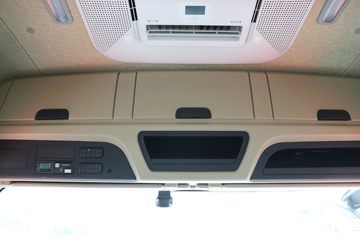 ���� ��ҫX7�ؿ� 570���� 4X2 AMT�Զ���ǣ����ͼƬ