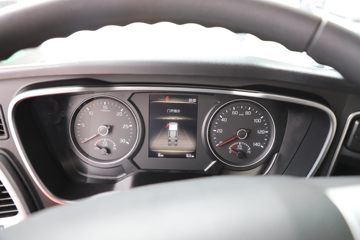 ���� ��ҫX7�ؿ� 570���� 4X2 AMT�Զ���ǣ����ͼƬ
