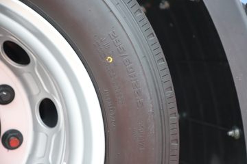 ���� ��ҫX7�ؿ� 570���� 4X2 AMT�Զ���ǣ����ͼƬ