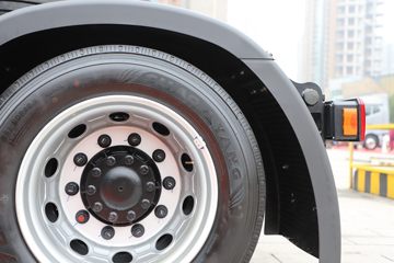 ���� ��ҫX7�ؿ� 570���� 4X2 AMT�Զ���ǣ����ͼƬ
