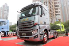 江淮 格尔发K7重卡 680马力 6X4 AMT自动档牵引车(HFC4252P1K8E33KS)