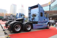 江淮 格尔发V5重卡 520马力 6X4 AMT自动档危险品长头牵引车(HFC4253C1K8E45S)