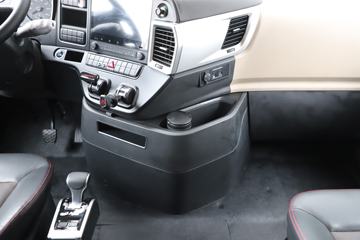 ���� �����V5�ؿ� 520���� 6X4 AMT�Զ���Σ��Ʒ��ͷǣ����ͼƬ