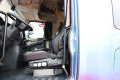 江淮 格尔发V5重卡 520马力 6X4 AMT自动档危险品长头牵引车(HFC4253C1K8E45S)