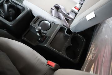 ���� ��ԽJ3 270���� 6X2R 4.2����ж��(HFC3241P3K2D25S)ͼƬ