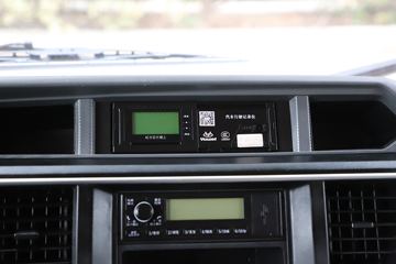 ���� ��ԽJ3 270���� 6X2R 4.2����ж��(HFC3241P3K2D25S)ͼƬ