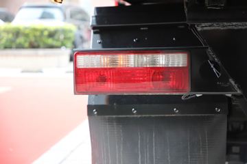 ���� ��ԽJ3 270���� 6X2R 4.2����ж��(HFC3241P3K2D25S)ͼƬ