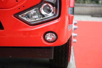 ���� �����A6 PLUS 240���� 4X2 9.8����������ʽ�ػ���ͼƬ