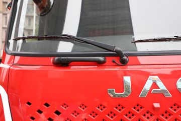 ���� �����A6 PLUS 240���� 4X2 9.8����������ʽ�ػ���ͼƬ