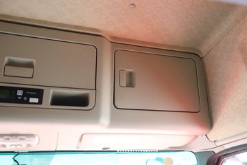 ���� �����A6 PLUS 240���� 4X2 9.8����������ʽ�ػ���ͼƬ