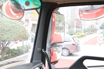 ���� �����A6 PLUS 240���� 4X2 9.8����������ʽ�ػ���ͼƬ