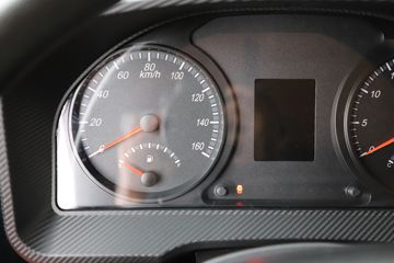 ���� �����A6 PLUS 240���� 4X2 9.8����������ʽ�ػ���ͼƬ