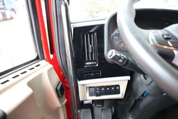 ���� �����A6 PLUS 240���� 4X2 9.8����������ʽ�ػ���ͼƬ