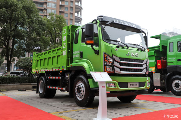 江淮 飞越J3 200马力 4X2 3.9米自卸车