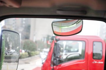 ���� ��ԽJ3 220���� 4X2 4����ж��ͼƬ