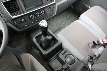 ���� ��ԽJ3 220���� 4X2 4����ж��ͼƬ