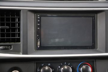 ���� ��ԽJ3 220���� 4X2 4����ж��ͼƬ