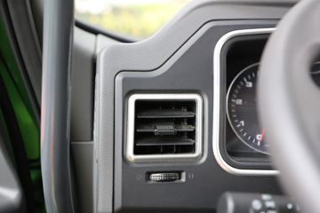 ���� ��ԽJ3 220���� 4X2 4����ж��ͼƬ