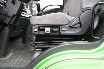 ���� ��ԽJ3 220���� 4X2 4����ж��ͼƬ