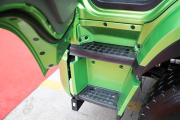 ���� ��ԽJ3 220���� 4X2 4����ж��ͼƬ