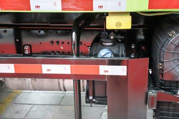 ���� ��ԽJ3 220���� 4X2 4����ж��ͼƬ