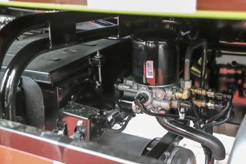 ���� ��ԽJ3 220���� 4X2 4����ж��ͼƬ