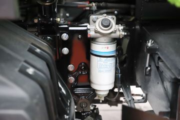 ���� ��ԽJ3 220���� 4X2 4����ж��ͼƬ