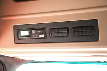  A5Xп 300 4X2 9.8AMTԶʽػ(HFC5181XYKP2K2A70S)ͼƬ
