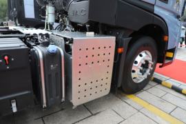 星耀X7&nbsp;牵引车底盘                                                图片