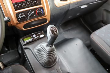 ���� �����A5LIII�п� 245���� 4X2 10����������ʽ�ػ���ͼƬ