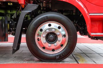 ���� �����A5LIII�п� 245���� 4X2 10����������ʽ�ػ���ͼƬ