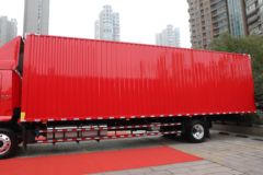 江淮 格尔发A5LIII中卡 245马力 4X2 10米翼开启厢式载货车(HFC5181XYKP3K2A70DS)