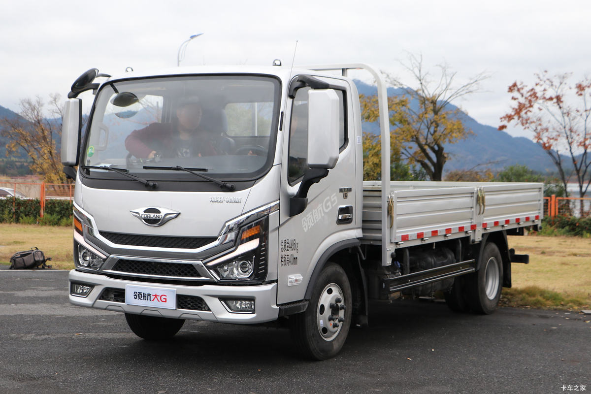 福田 时代领航大G 172马力 4.17米单排栏板轻卡(万里扬8档)