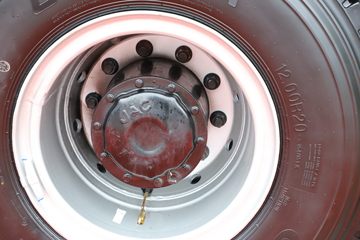 江淮 格尔发K5W重卡 标载版 390马力 8X4 5.6米自卸车(HFC3311P1K7H38S)底盘图片