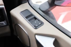 星耀X7&nbsp;冷藏车驾驶室图片