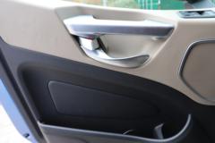 江淮 格尔发 星耀X7 520马力 8X4 9.3米AMT自动档冷藏车(HFC5324XLCP1K6H43S)