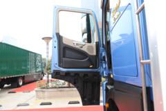 江淮 格尔发 星耀X7 520马力 8X4 9.3米AMT自动档冷藏车(HFC5324XLCP1K6H43S)